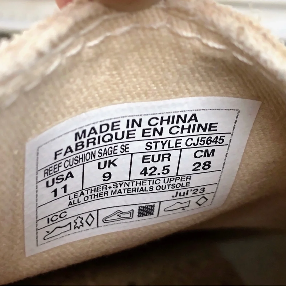 Reef Cushion Sage SE Suede‎ Sand Color Clog Slip-On Woman’s Size 11 - Picture 8 of 9